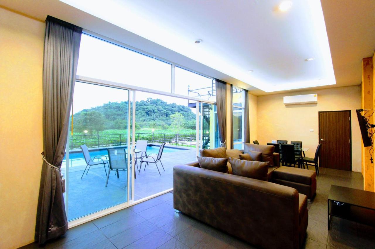 The X10 Private Pool Villa & Resort Khao Yai Mu Si Exterior photo
